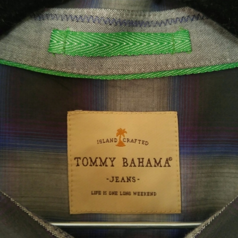 Tommy Bahama Button Down - image 3
